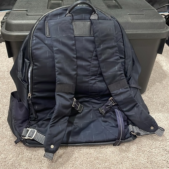 Lululemon Backpack - Picture 6 of 13